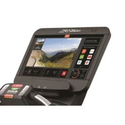 Life Fitness Platinum Club Series Treadmill - SE3 HD -Fitness Equipment Store img pcs treadse3hd console.r45jpg
