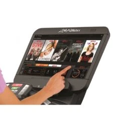 Life Fitness Platinum Club Series Cross Trainer - SE3 HD -Fitness Equipment Store img se3hdconsole ent 1